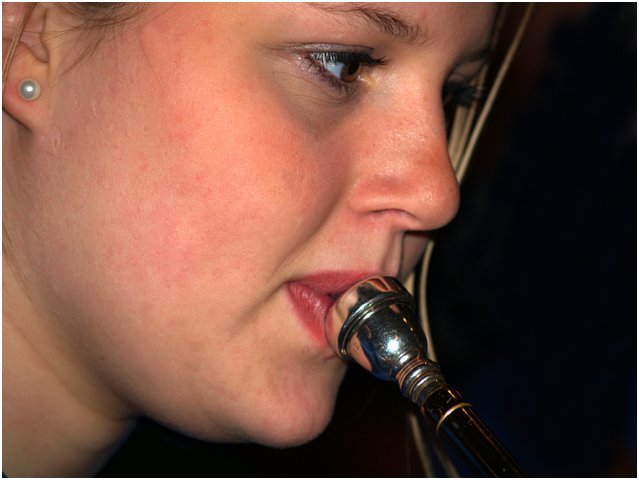 kjm-06-068.jpg