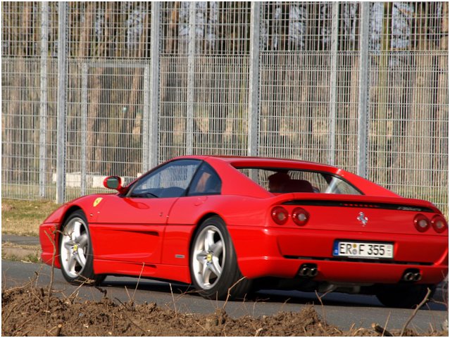 ferrari-142.jpg